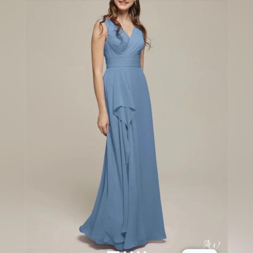 AW Bridal Bridesmaid Dress Dusty Blue Chiffon V-Neck Pleated Size 0